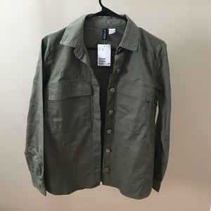 Olive green button up shirt jacket. Street wear